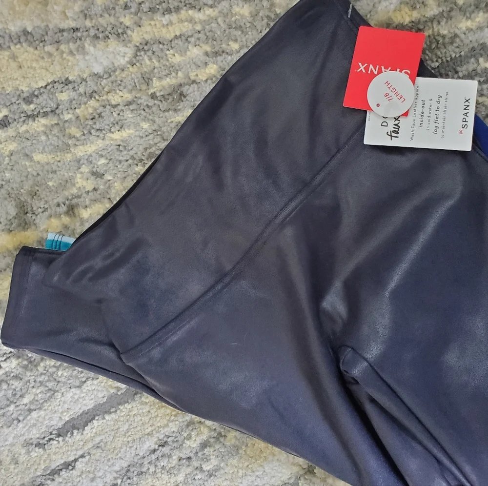 NWT SPANX Leggings